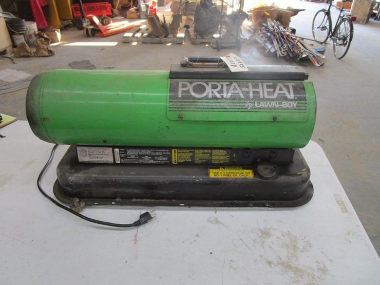#9123 • Portaheat Kerosene Heater - Lot #9123, October Downing