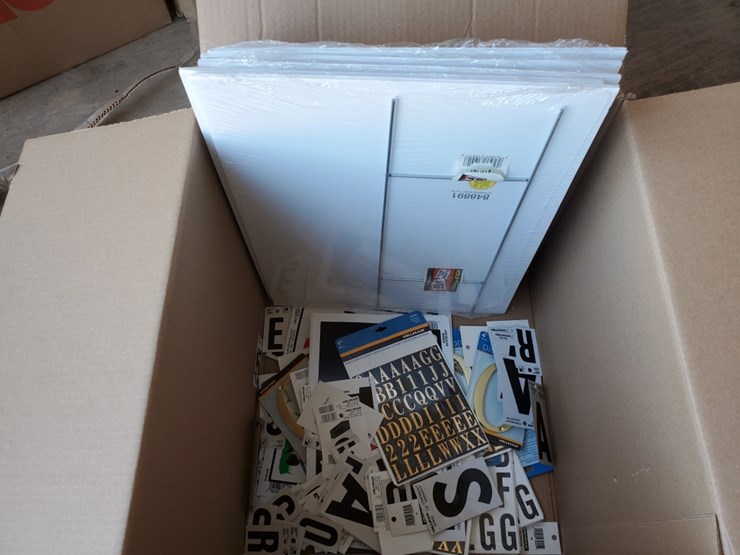 6372 • Box of Sign Making Equipment Lot 6372, Day 4 2022 Annual