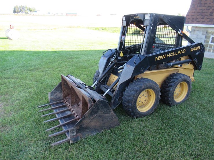 NEW HOLLAND LX485 Lot 1019, October Construction, Ag, Heavy Trucks