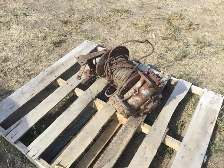 Braden M2144 Chain Drive Winch Lot HG9700, Oct 19, 2022 Equipment