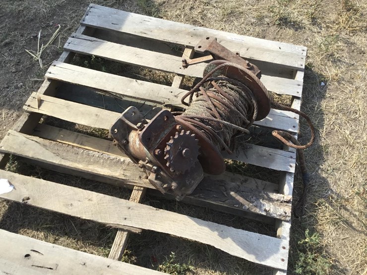 Braden M2144 Chain Drive Winch Lot HG9700, Oct 19, 2022 Equipment