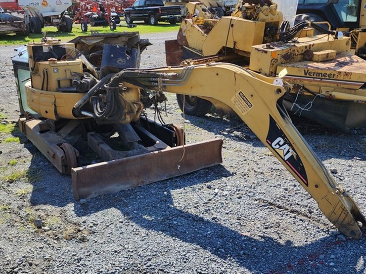 2003 Cat 303 Excavator (SALVAGE) Lot 141, Annual Fall Consignment