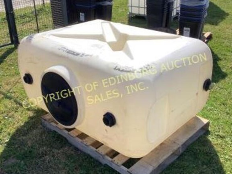 E 250 gal poly tank with baffles (only stored Lot 4484, ONLINE