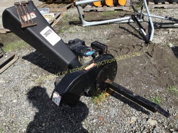 C.10HP YARD MACHINE CHIPPER SHREDDER RUNS Lot 3029, ONLINE