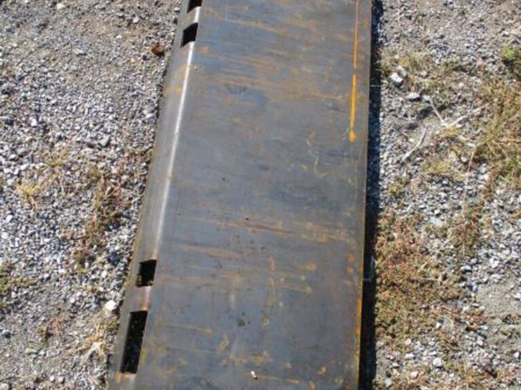 Weld on Skid Steer Quick Attach Plate UNUSED - Lot #115, Farm and Light