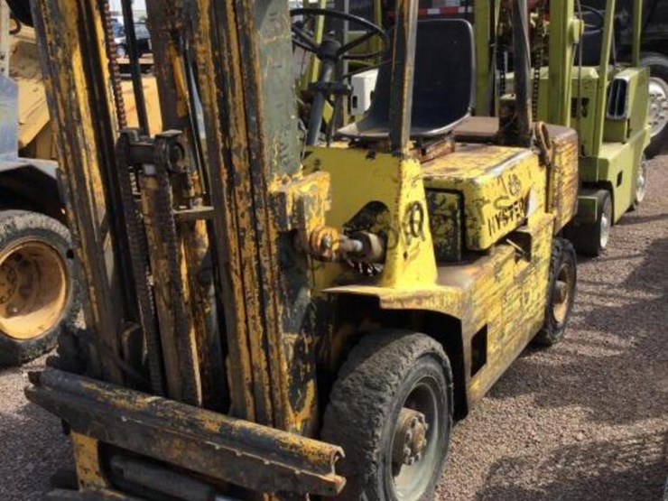 HYSTER 5000LB FORKLIFT Lot 3003, WSM Timed Auction Only), 10