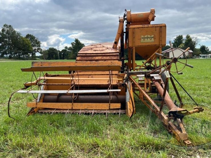 Minneapolis Moline Pull Type Combine Lot 71, MARTIN TRUCK AND