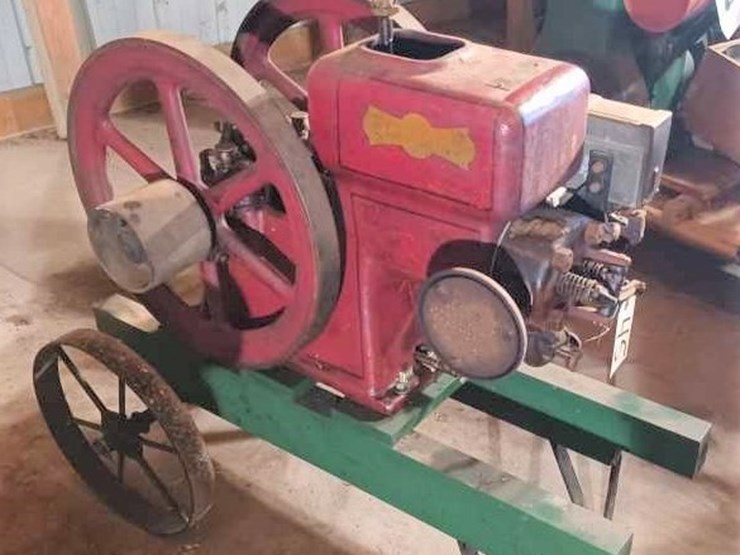 Economy Gas Engine Lot 45, Waverly Minnesota BarnFinds Auction 2 The Doug Ault Vintage