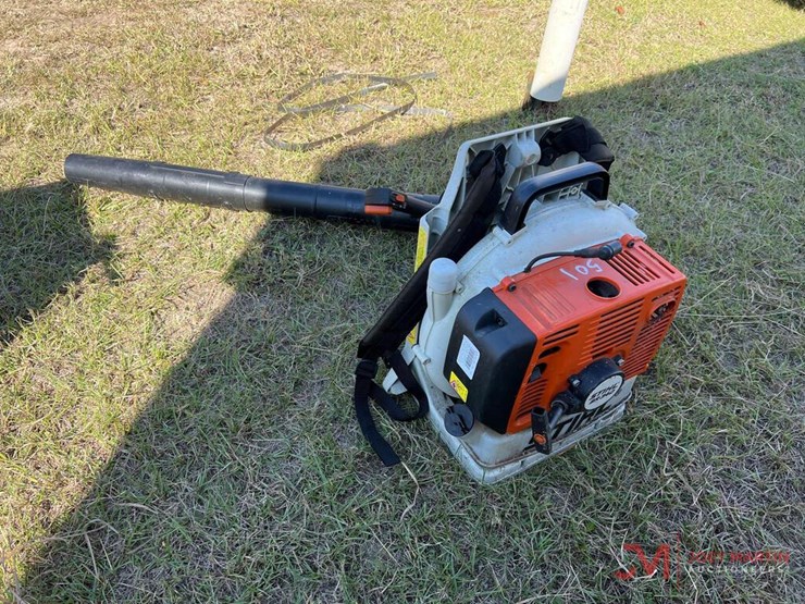 STIHL BR340 BACKPACK BLOWER Lot 501, LOW COUNTRY HEAVY EQUIPMENT