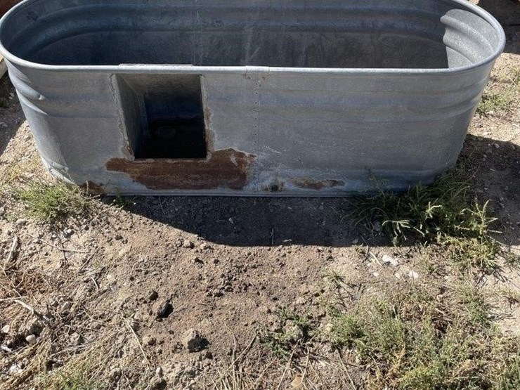 Oval Galvanized Stock Tank Lot 98, Ogawa Homestead/Estate Online