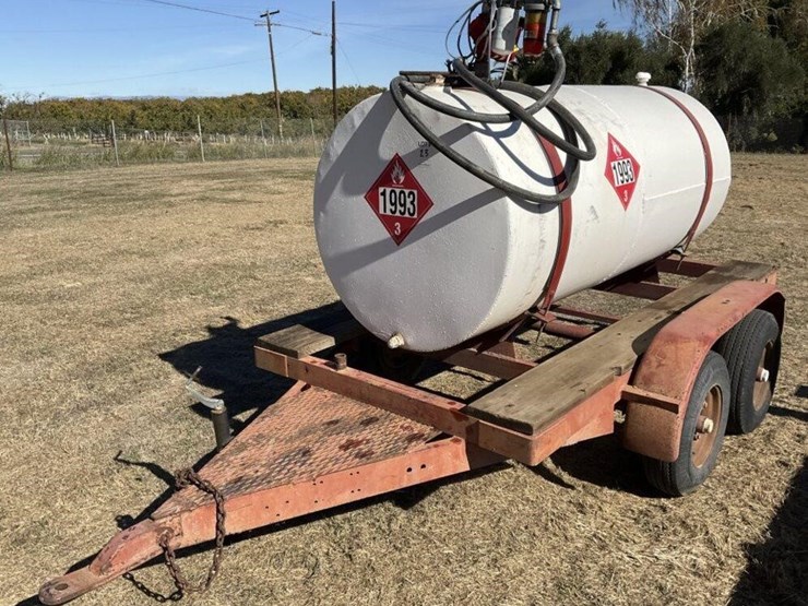 Custom 750 Gallon Dual Axle Fuel Wagon Lot 23, Robert J. Banes