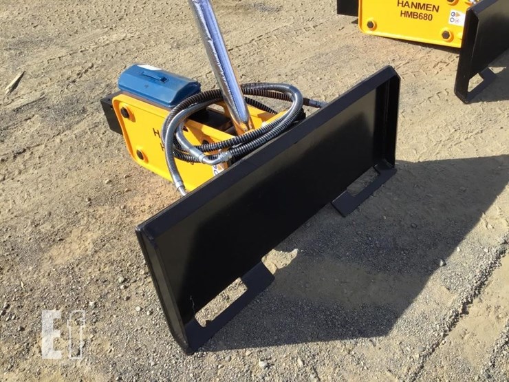 LOT 2022 UNUSED 2022 HANMEN HMB680 HYDRAULIC BREAKER HAMMER Lot 