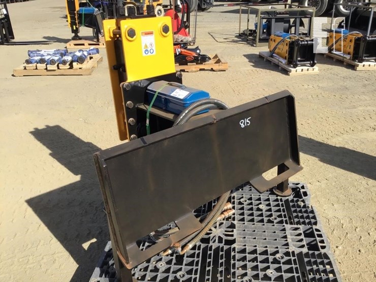LOT 2022 UNUSED 2022 HANMEN HMB680 POST DRIVER ATTACHMENT Lot 
