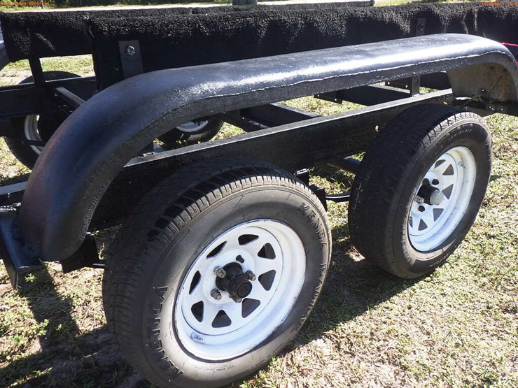 1103150 (TrailersBoat) SellerPrivate/Dealer HMDE 28 FOOT TILT BOAT