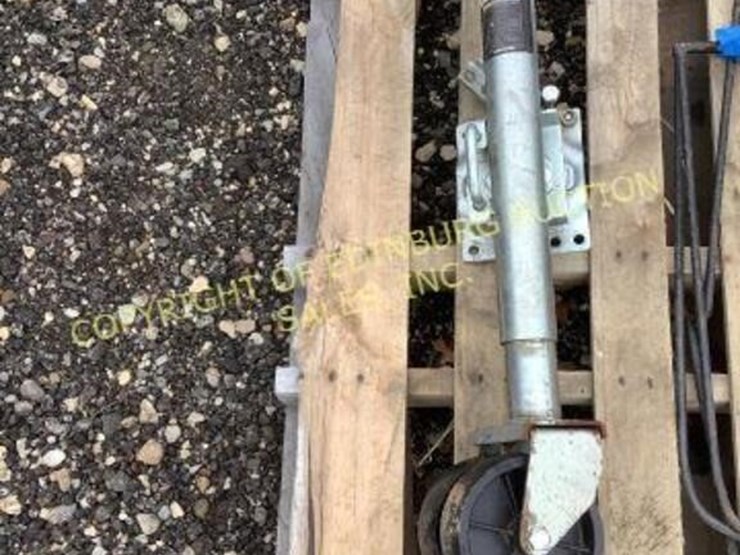 D 1500lb haulmaster trailer jack Lot 3678, ONLINE CONSIGNMENT
