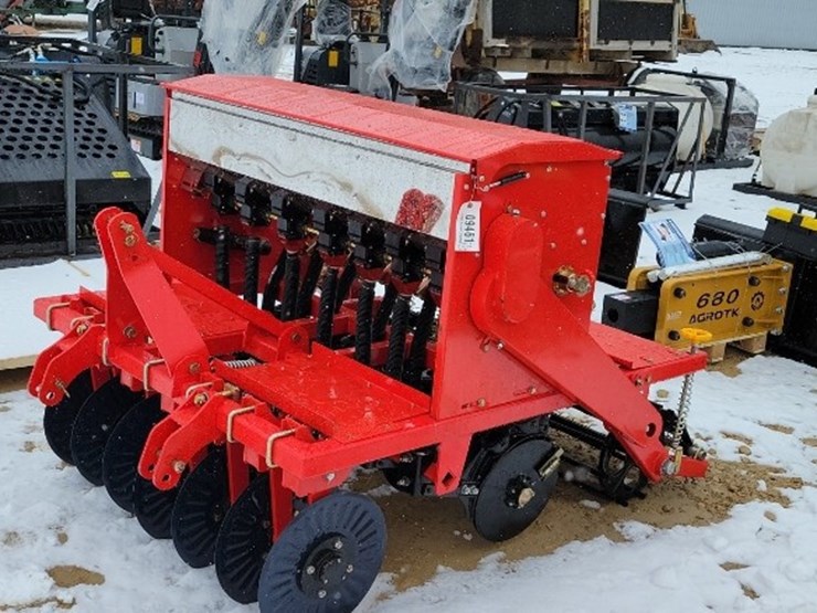NEW AGROTK B7 3PT 48" NO TILL DRILL Lot 9461, Hwy 64 Auctions