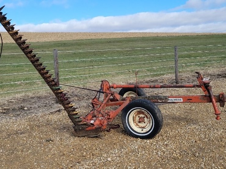 ALLIS CHALMERS SICKLE MOWER Lot 9080, Hwy 64 Auctions Consignment