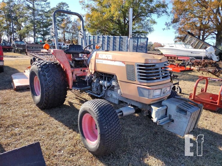 KUBOTA M4900 Lot 520, 59th Annual Lydia Consignment Auction, 12/3