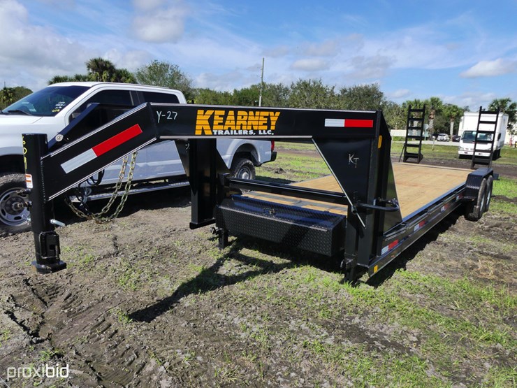 2023 KEARNEY GOOSENECK TRAILER Lot 609, Farm & Construction