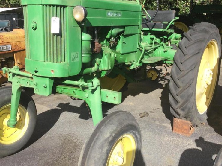 JOHN DEERE 40H Lot 20, Southern Antique Tractor Auction Day