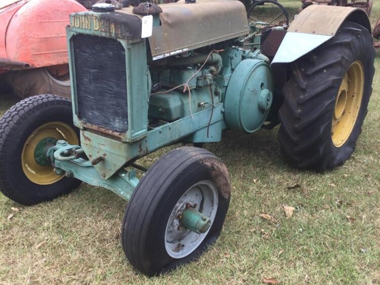 JOHN DEERE AO Lot 101, Southern Antique Tractor Auction Day
