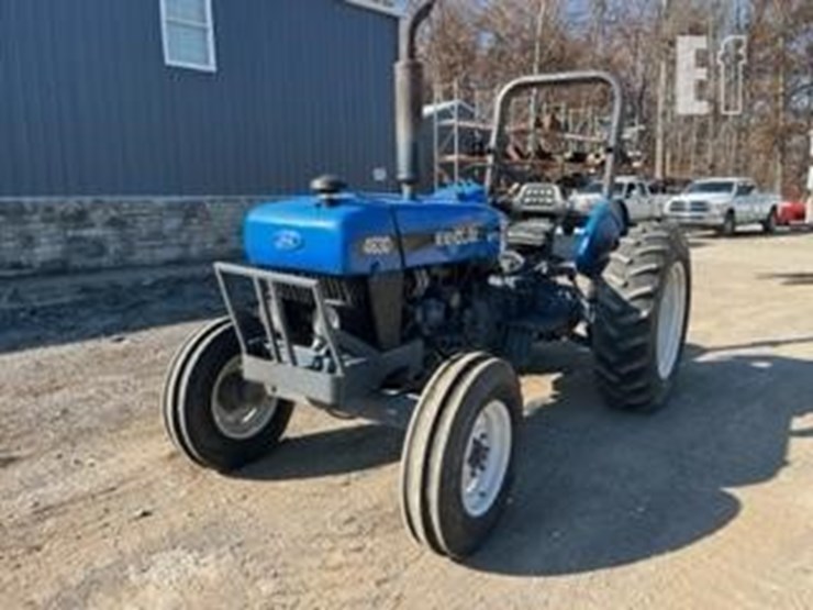 NEW HOLLAND 4630 Lot , 2 DAY FALL LOUISVILLE AUCTION, 12/6/2022