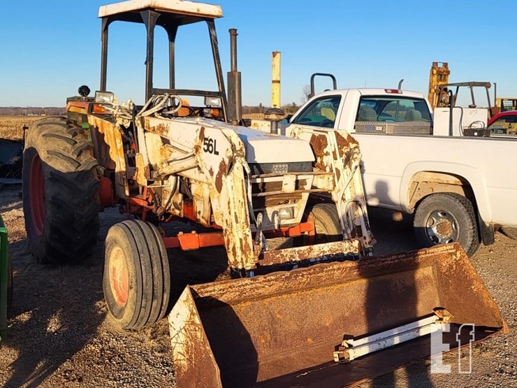 CASE 1390 TRACTOR W/ LOADER Lot 6, Yoap & Yoap Year End Machinery