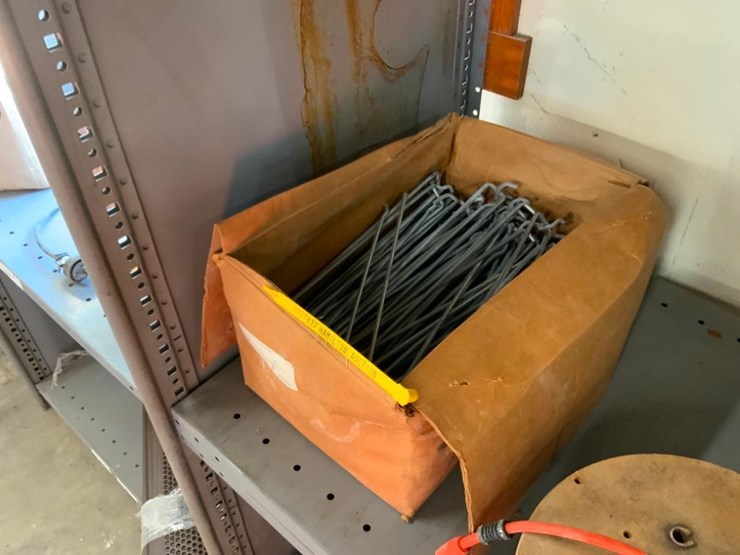 Inv 17832 Peck Board Hooks Lot 17832, Online After Harvest