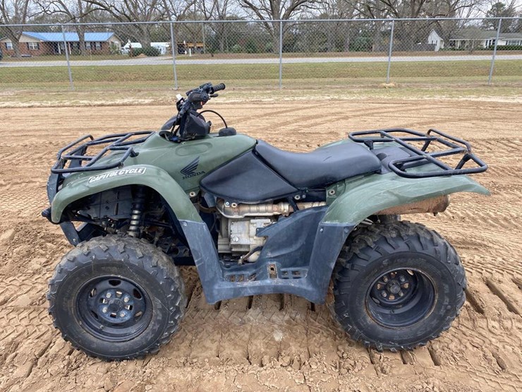 2007 HONDA 420 4WHEELER Lot 52, Monthly Farm & Construction