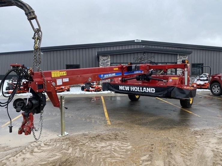 NEW HOLLAND 310 Lot 31, Voelker Bros Annual Winter Auction, 12/16