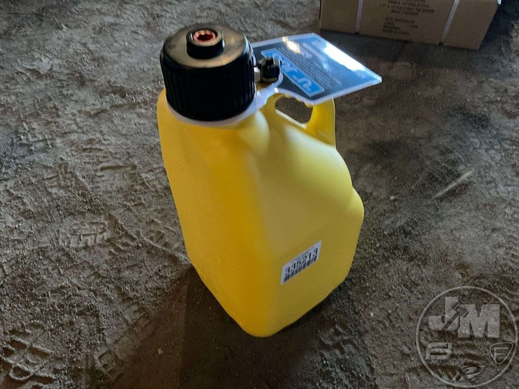 U JUG 5 GALLON PLASTIC FUEL JUG Lot 1684, NORTHWEST OHIO AG & CONST EQUIPMENT AUCTION, 12/13