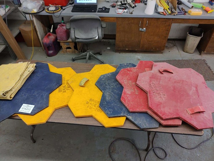 (6) Brickform FM700 Concrete Stamps Lot 16222, Compton Construction