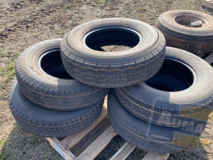 (5) Used Trailer Tires Lot 106, Ed Larson Farm Equipment Retirement