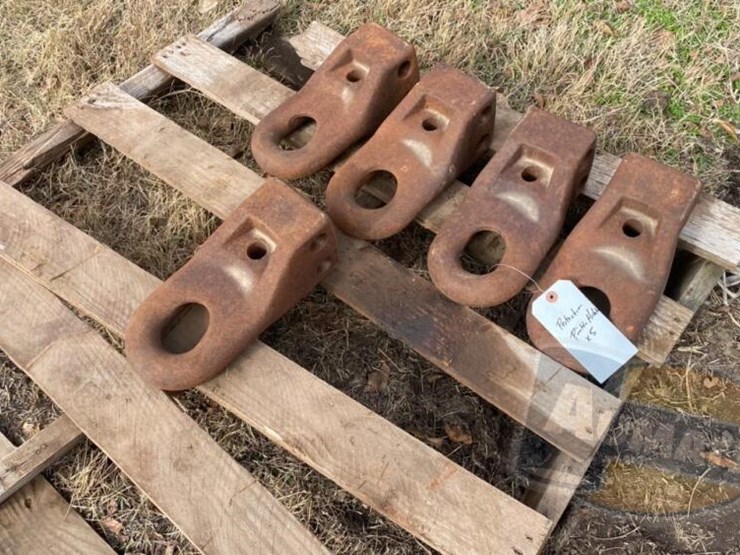 5 Perfection Pintle Hitches Lot 53, Ed Larson Farm Equipment