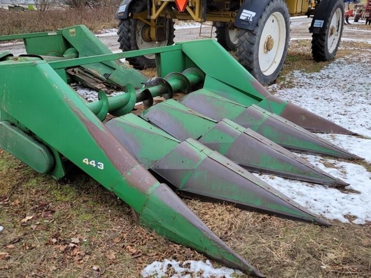 JOHN DEERE 443 Lot 472, Voelker Bros Annual Winter Auction, 12/16