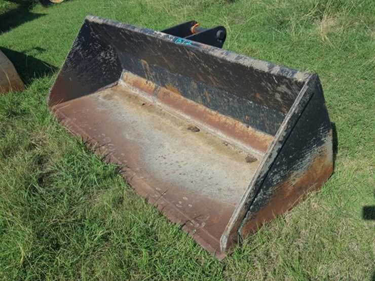 Gehl 808 Loader Bucket Lot 1512, Farm, Ranch, Heavy Equipment Online