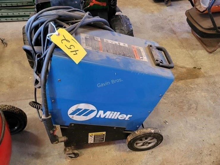 Miller Spectrum 2050 Plasma Cutter Lot 452, Jurczak Online Farm
