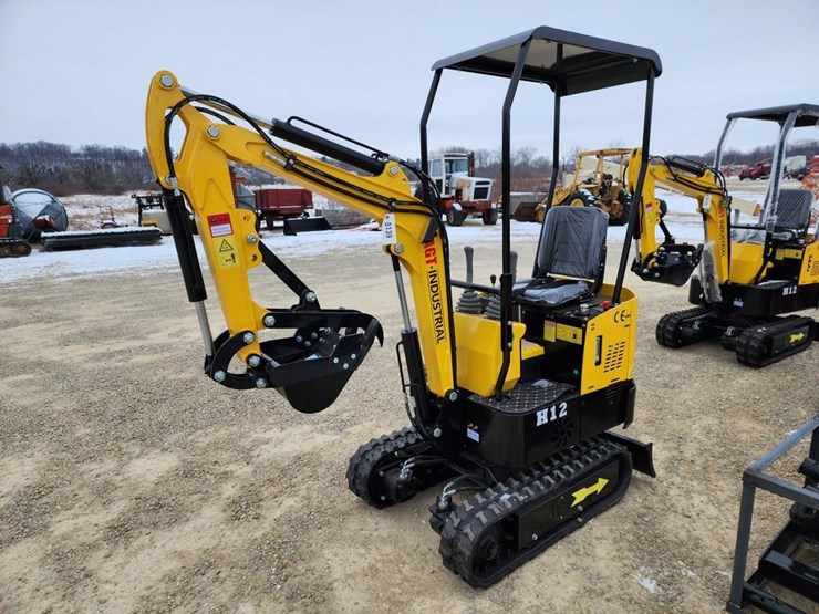 New AGT H12 Mini Excavator Lot 5139, Stateline Consignment Auction