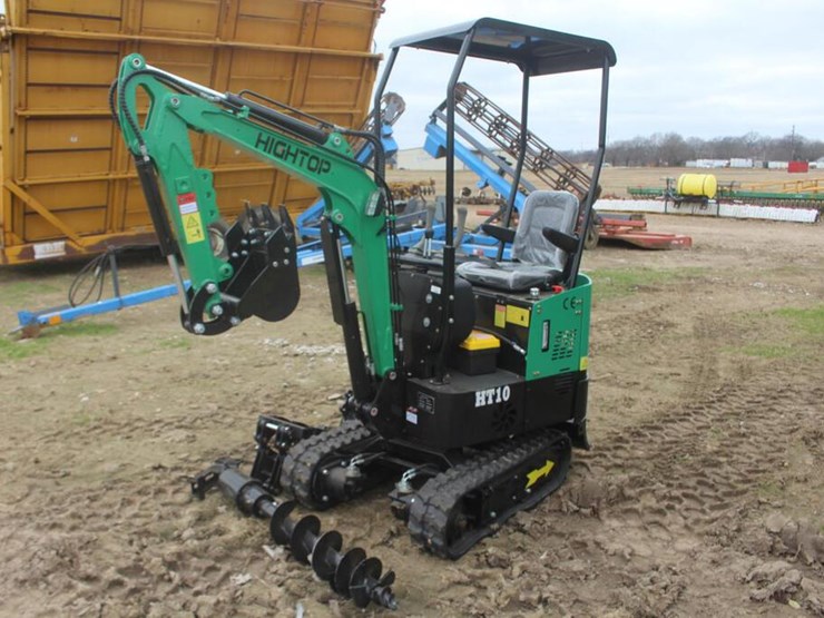 HT10 Mini Excavator High Top w/ Attachments Lot 154, Live