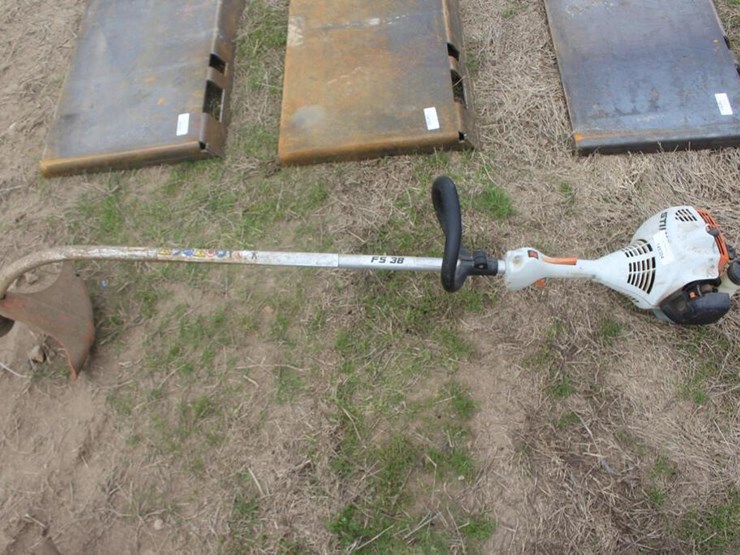 Stihl FS38 Weedeater Lot 27, Live!! Mississippi Open, Farm & Heavy