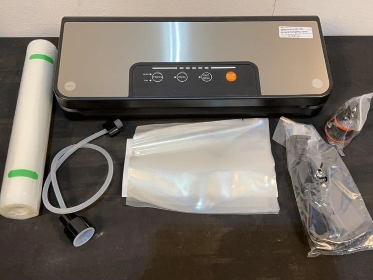 Compact Food Vacuum Sealer VS6602 Lot 335, JANUARY MONTHLY DAY 2