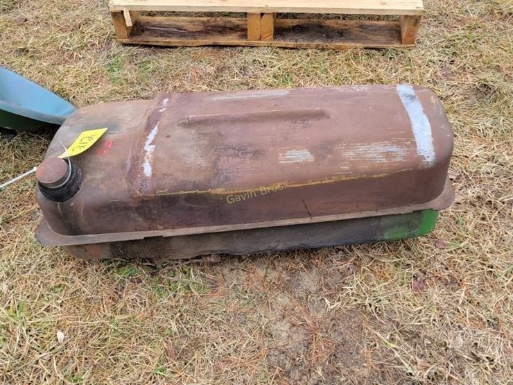 John Deere Gas Tank Lot 212, Calhoun Online John Deere Tractors