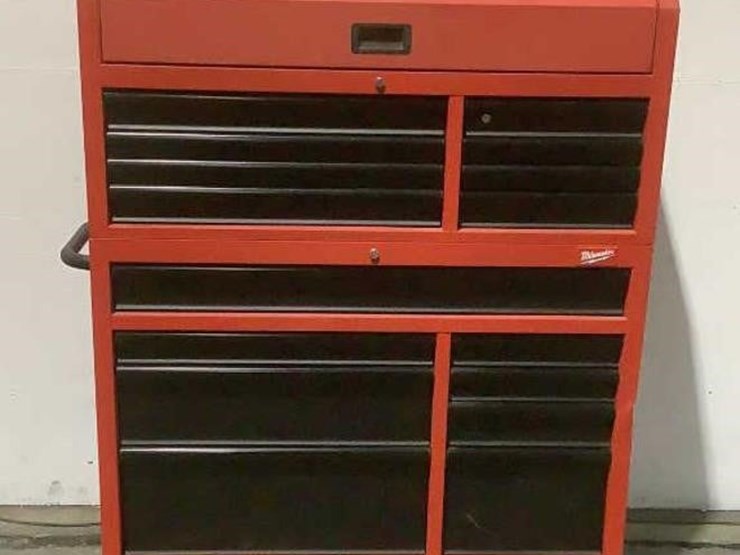 Milwaukee Rolling Tool Box Lot 25, February Monthly Day 1 Auction, 2