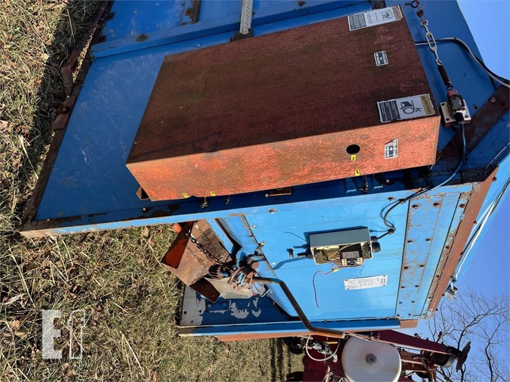 RISSLER TMR MIXER Lot 357, D&J Consignment Auction, 2/25/2023, B.L