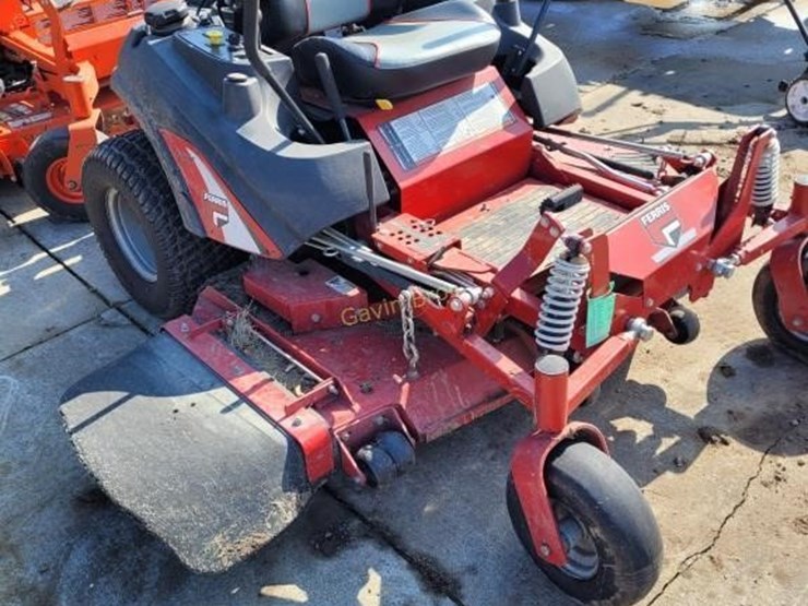 Ferris IS2000 Zero Turn Lawn Mower Lot 771, Sauk Prairie FFA & Honey