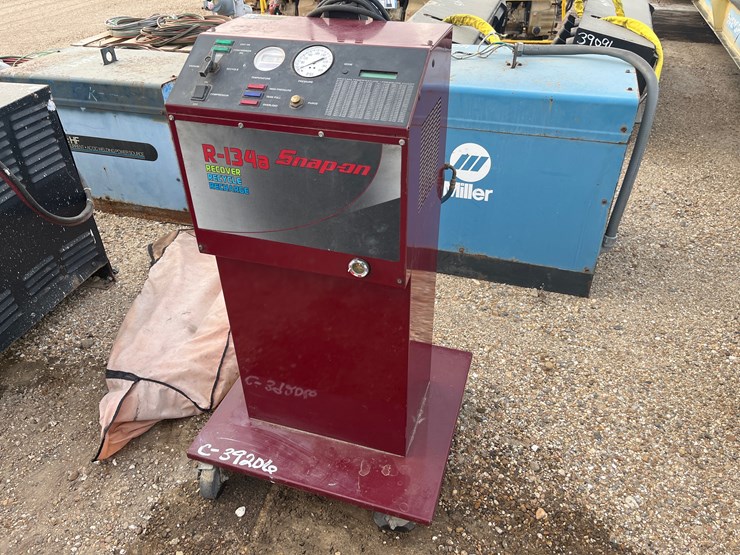 Used R134a Recovery Recycle Recharge Machine | Gas Furnace