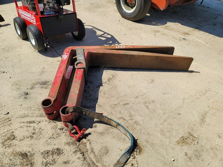 8inch x 4ft Forks Lot 110, Spring Construction, Farm, Truck Auction