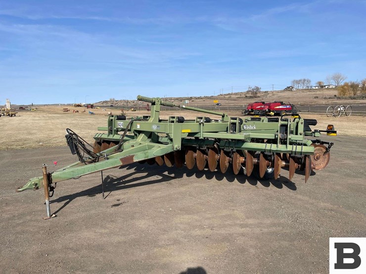 Wishek 842N Offset Disc Lot , ANNUAL EARLY SPRING FARM AUCTION, 3/22