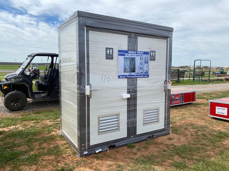 NEW MOBILE BASTONE PORTABLE TOILETS UNUSED 2 TOILETS SIDE BY SIDE Lot