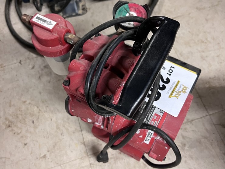 Milwaukee Vacuum Pump Lot 238, COMPLETE PLUMBING BUSINESS